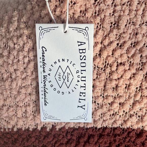 Multi color sweater with pockets - Picture 5 of 8